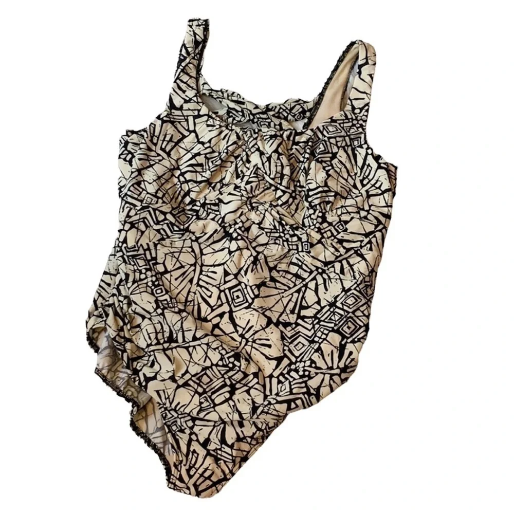 Lands’ End Carmela one piece swimsuit Size 26W